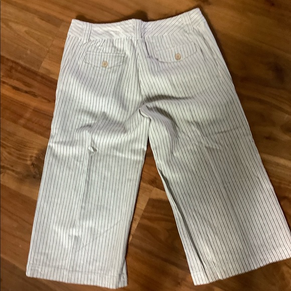 BCBG pants - Picture 2 of 3